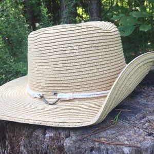 HBY Miami Soft Straw Hat Fishhook & Rope